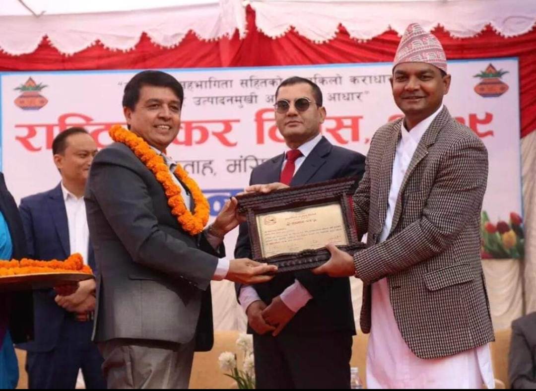 आईएमई सबैभन्दा बढी कर तिर्ने कम्पनीहरुमा सम्मानित