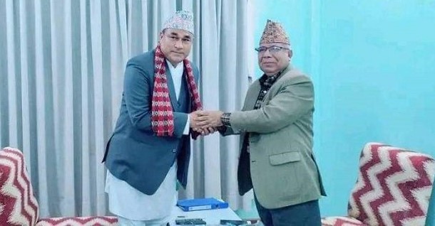 मुख्यमन्त्री शाह र अध्यक्ष नेपालबिच भेटघाट