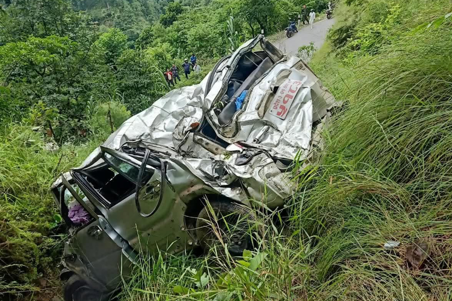 घाइते एक महिलाको उपचारको क्रममा मृत्यु