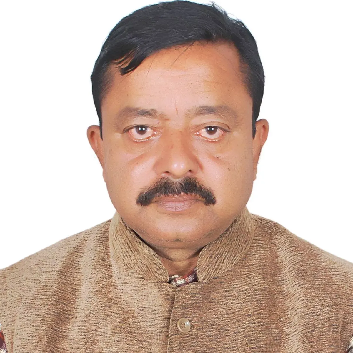 राजनीतिक विश्लेषक भरत दाहाल मोरङबाट पक्राउ : ‘ग्रे जोन’ रिपोर्ट सेयर गरेको प्रकरणले ततायो राजनीति